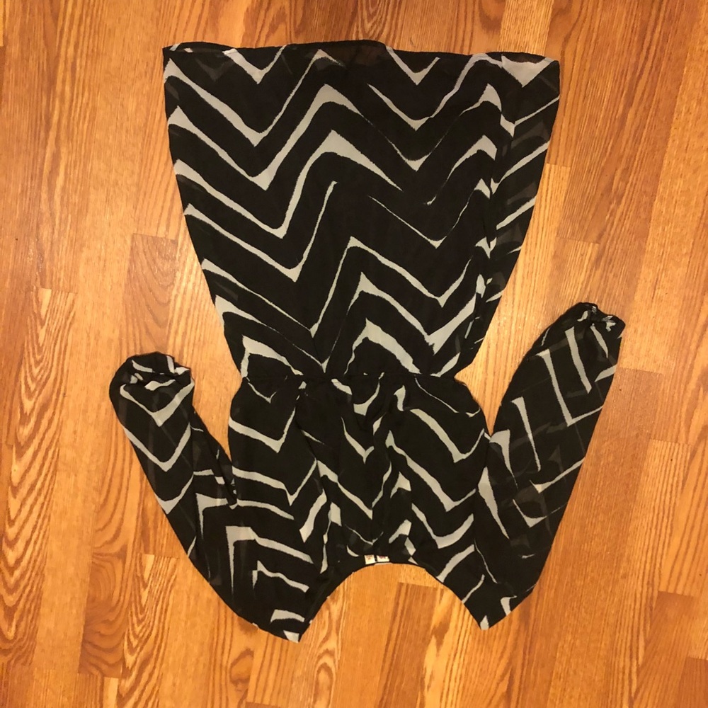 AUW BLACK & WHITE MINI | MIDI DRESS SIZE M